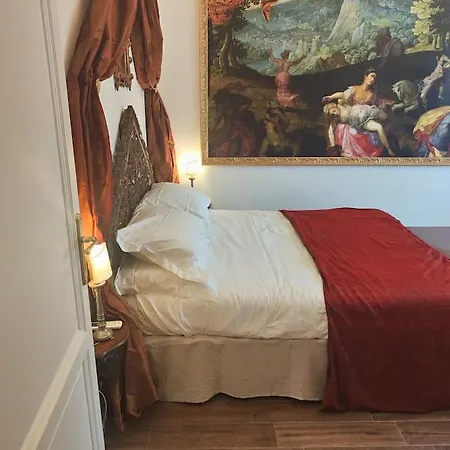 Santa Caterina Palace In Florence-3 Bedroom Appartement Florence