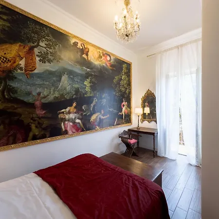Santa Caterina Palace In Florence-3 Bedroom Appartement