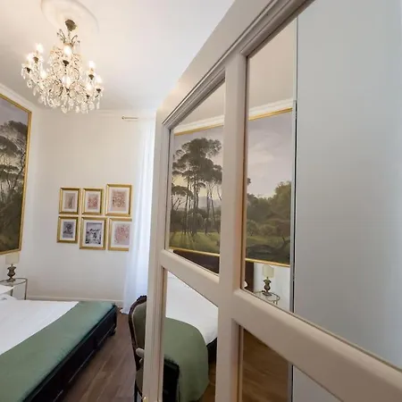 Santa Caterina Palace In Florence-3 Bedroom Apartment Florence