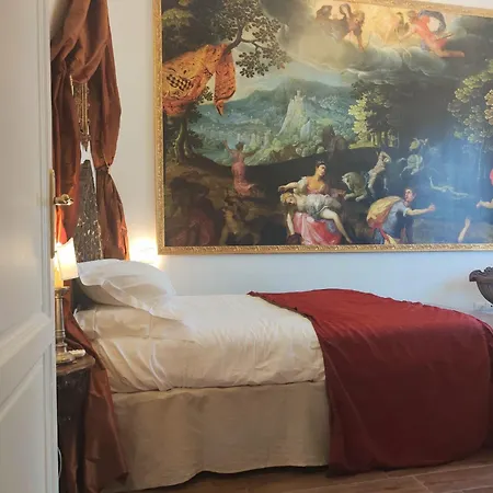 Santa Caterina Palace In Florence-3 Bedroom Apartment Florence