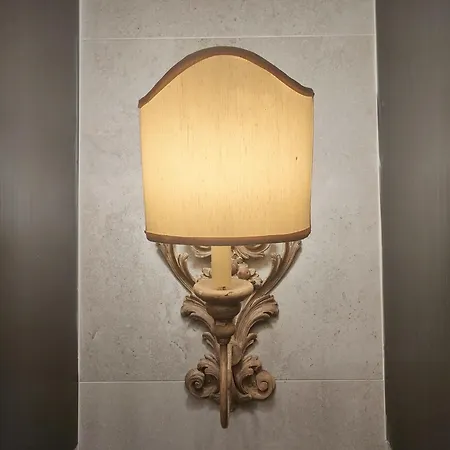 Апартаменты Santa Caterina Palace In Florence-3 Bedroom *